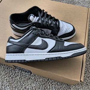 Nike Dunk Low "Panda" Size 9.5M -